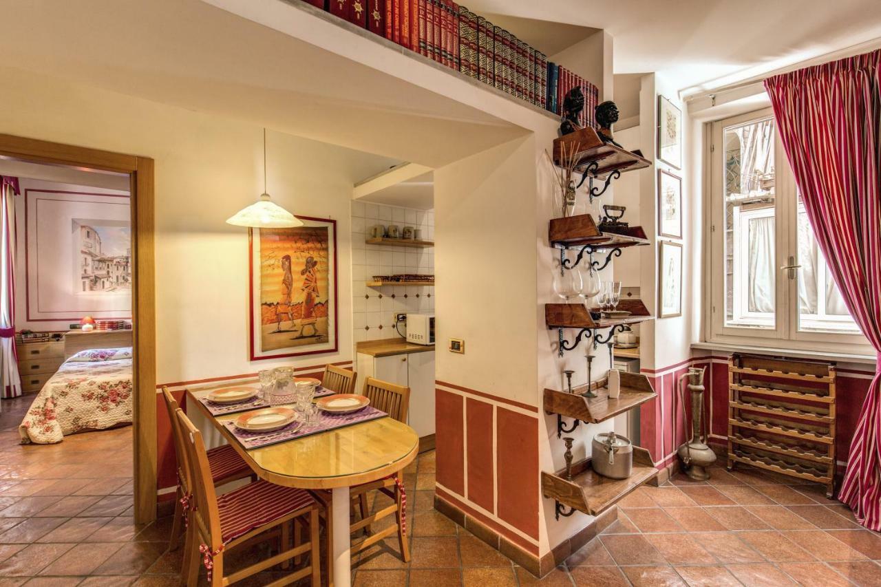 شقة Lovely Flat By The Trevi Fountain روما المظهر الخارجي الصورة