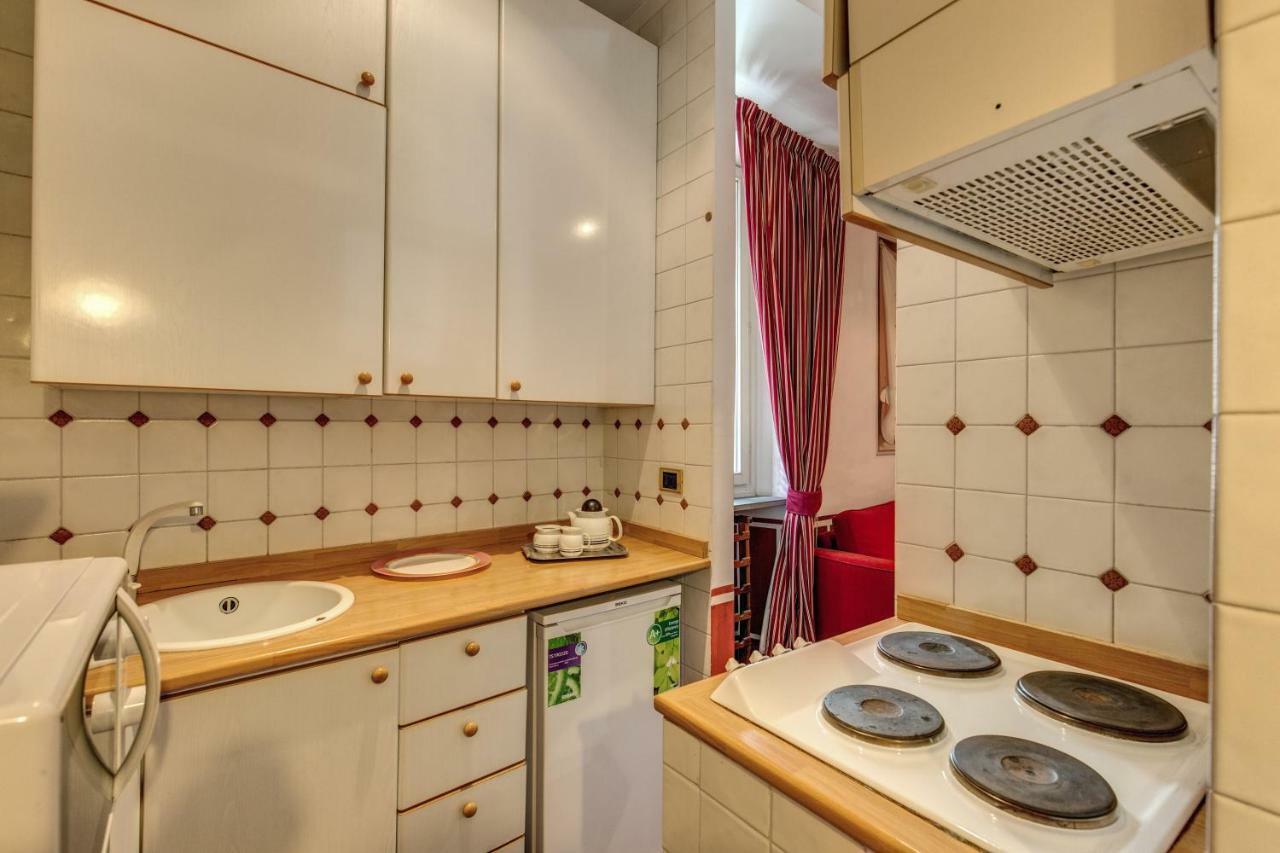 شقة Lovely Flat By The Trevi Fountain روما المظهر الخارجي الصورة